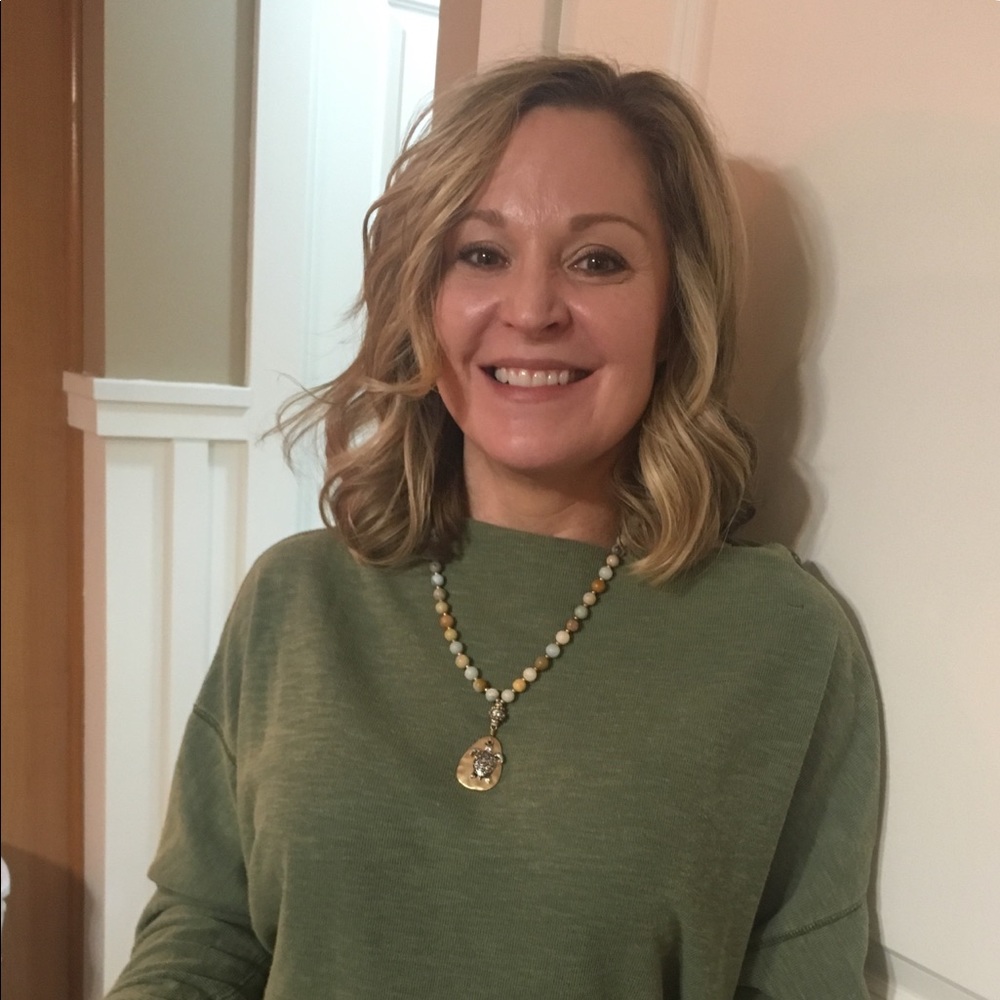 Meet your Posher, Lisa